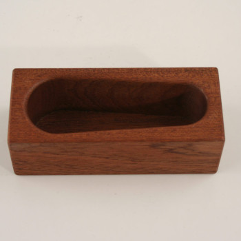 Pipe stand teak calabash