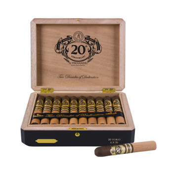 AJ Fernandez 20th ANNIVERSARY TORO 1/20