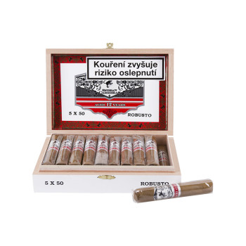 Esteban Carreras Connecticut White Label 12Y Robusto 1/20 - 2